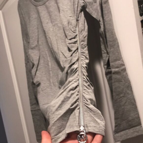 Micheal KORS long sleeve side zip 🎁 - Picture 6 of 8